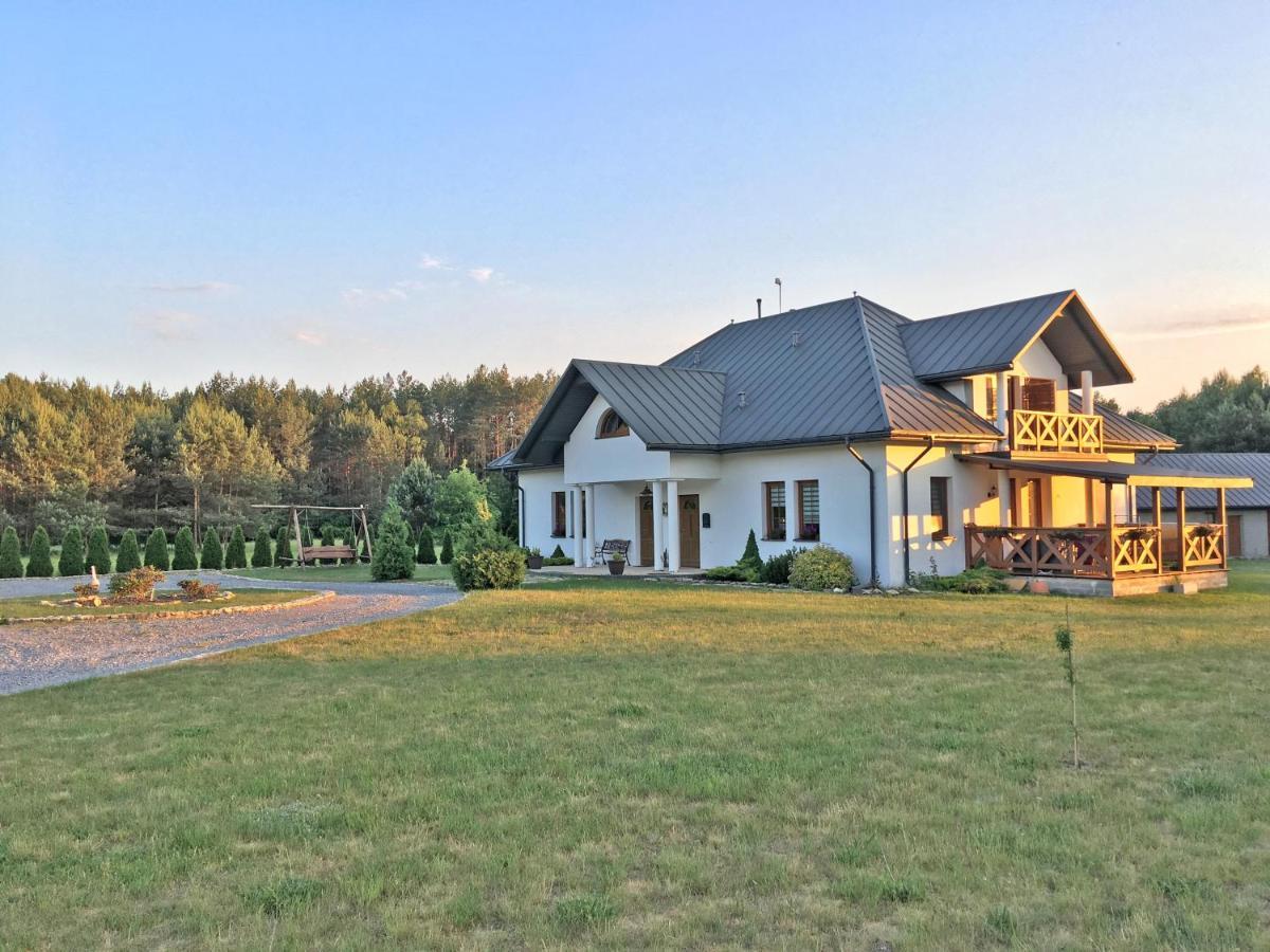 Brzozowy Dworek - Winnica Gospodarstwo agroturystyczne Lipowiec
